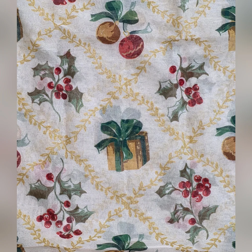 Bloomingdale's Festive Holiday Oblong Scarf